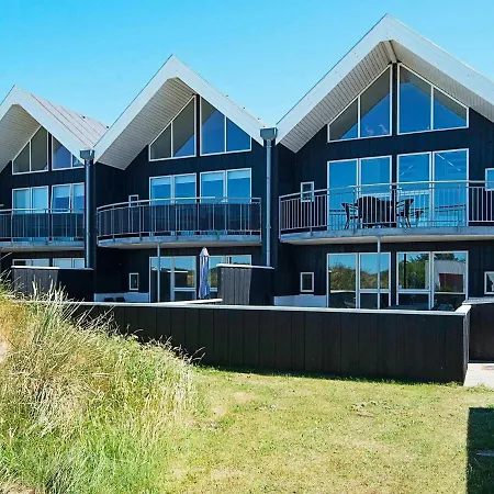 Ferienhaus Four-bedroom Holiday In Blavand 16