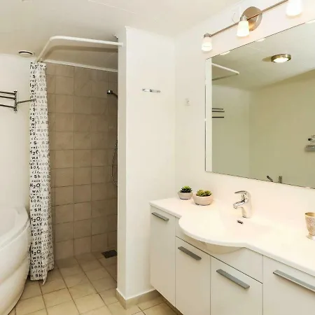 Four-bedroom Holiday In Blavand 16 Ferienhaus *